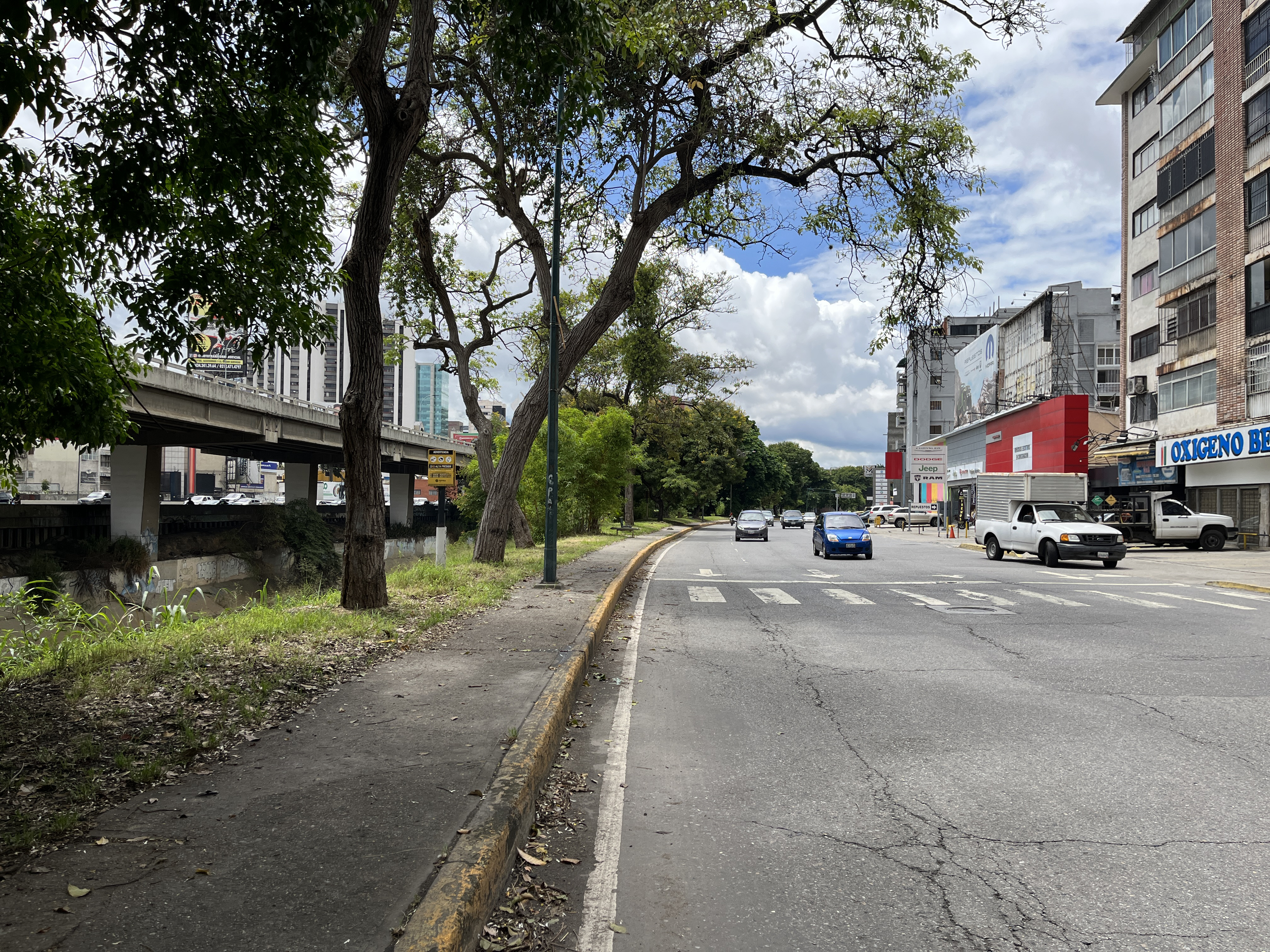 Parque lineal río Guaire en Colinas de Bello Monte